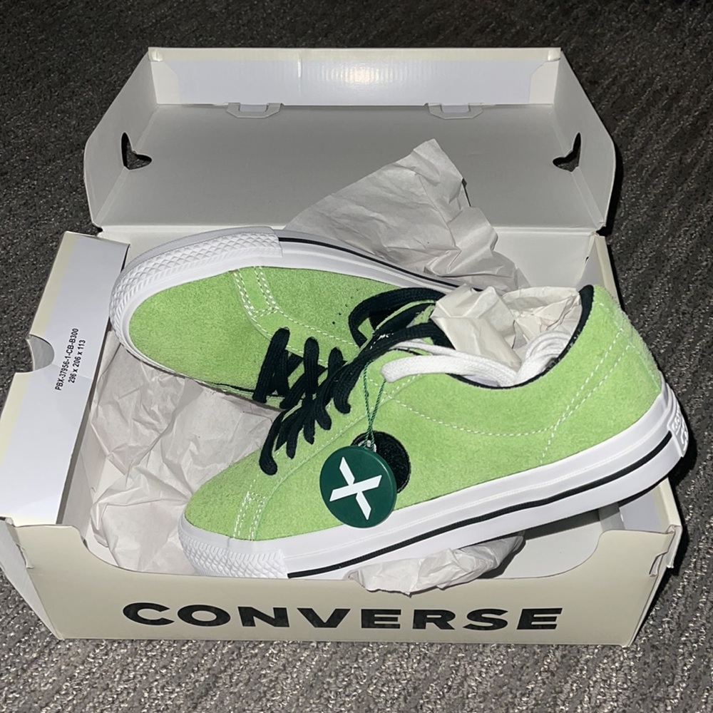 Converse x stussy one star